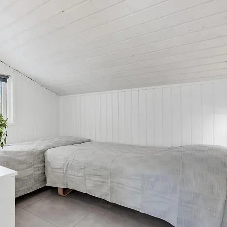 Gorgeous In Haderslev With Kitchen Дом отдыха Arosund